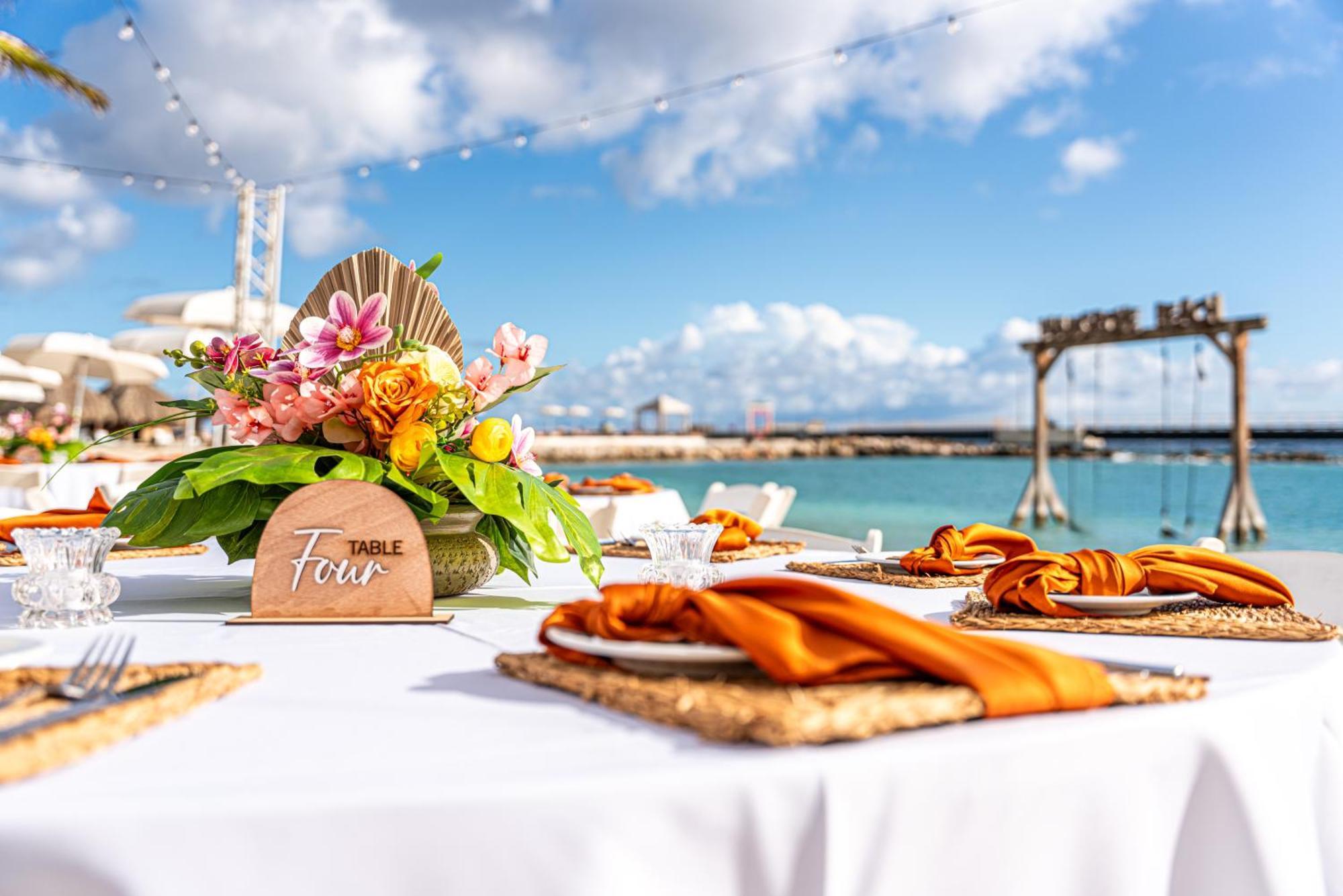 Mangrove Beach Corendon Curacao All-Inclusive Resort, Curio By Hilton يلمستاد المظهر الخارجي الصورة